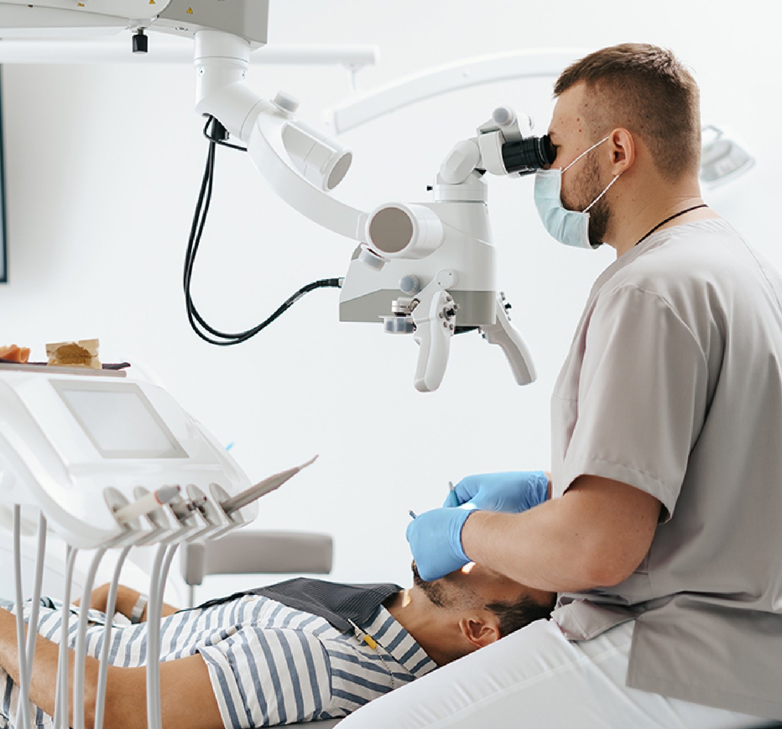 (c) Bridgestdental.co.uk